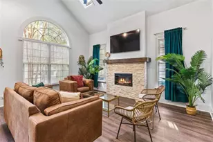 1843 Markone St NW, Atlanta, GA 30318 - Photo 5