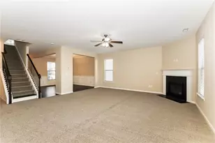 2523 Quincy Loop, Fairburn, GA 30213 - Photo 9