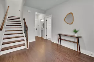 809 Mackay Crk, Woodstock, GA 30188 - Photo 3