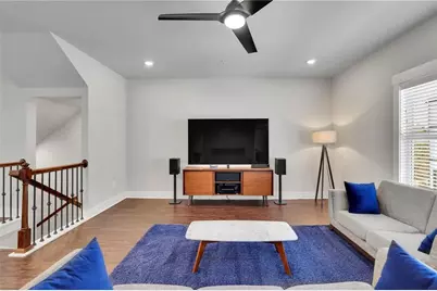 809 Mackay Creek, Woodstock, GA 30188 - Photo 9