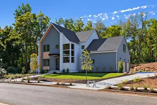215 Winterberry Wy, Roswell, GA 30075 - Photo 1