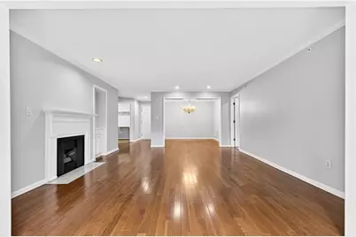 27405 Plantation Drive NE, Atlanta, GA 30324 - Photo 13