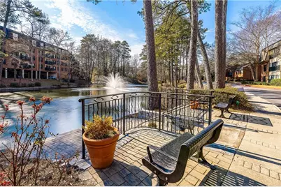 27405 Plantation Drive NE, Atlanta, GA 30324 - Photo 41