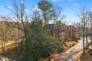 27405 Plantation Dr NE, Atlanta, GA 30324 - Photo 43