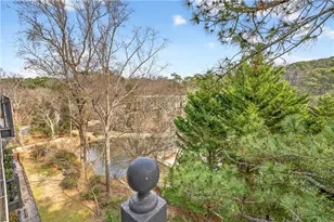 27405 Plantation Dr NE, Atlanta, GA 30324 - Photo 11