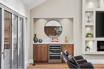 250 Bruton Way, Atlanta, GA 30342 - Photo 9