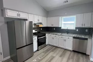 8869 Habersham Dr, Jonesboro, GA 30238 - Photo 15