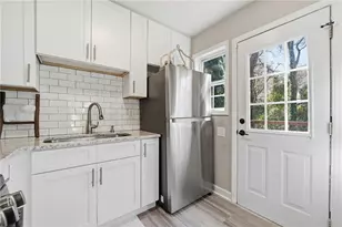 2951 Palm Dr, East Point, GA 30344 - Photo 13