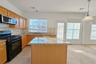 8205 Norwich Pl, Suwanee, GA 30024 - Photo 17