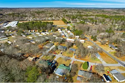 127 Perry Street, Loganville, GA 30052 - Photo 29