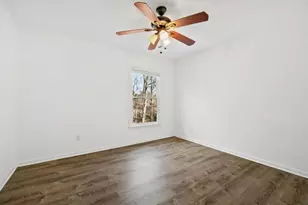 10895 Glenbarr Dr, Johns Creek, GA 30097 - Photo 27