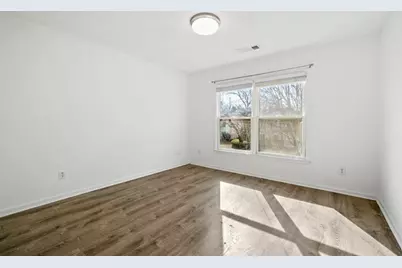 10895 Glenbarr Drive, Johns Creek, GA 30097 - Photo 29