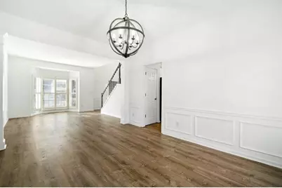 10895 Glenbarr Drive, Johns Creek, GA 30097 - Photo 5