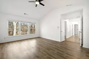 10895 Glenbarr Dr, Johns Creek, GA 30097 - Photo 17