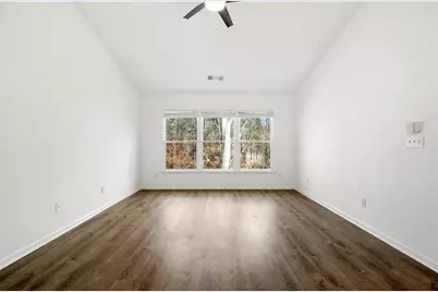 10895 Glenbarr Drive, Johns Creek, GA 30097 - Photo 25