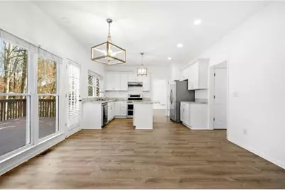 10895 Glenbarr Drive, Johns Creek, GA 30097 - Photo 11