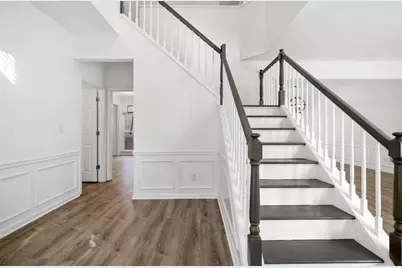 10895 Glenbarr Drive, Johns Creek, GA 30097 - Photo 7