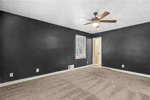 406 Farm St, Loganville, GA 30052 - Photo 25