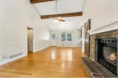 406 Farm Street, Loganville, GA 30052 - Photo 7