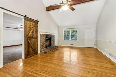 406 Farm Street, Loganville, GA 30052 - Photo 9