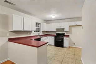 1067 Misty Meadows Point, Hampton, GA 30228 - Photo 9