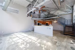 400 Village Parkway NE, Atlanta, GA 30306 - Photo 25