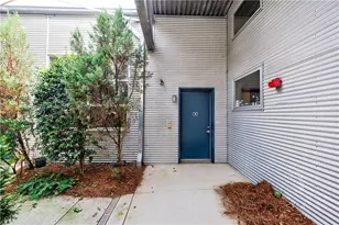 400 Village Parkway NE, Atlanta, GA 30306 - Photo 9