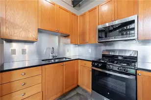 400 Village Parkway NE, Atlanta, GA 30306 - Photo 19