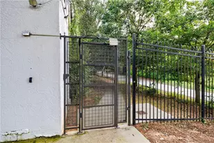 400 Village Parkway NE, Atlanta, GA 30306 - Photo 65