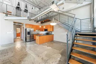 400 Village Parkway NE, Atlanta, GA 30306 - Photo 13