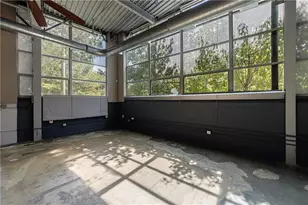 400 Village Parkway NE, Atlanta, GA 30306 - Photo 27