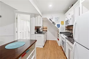 1991 Kinridge Rd, Marietta, GA 30062 - Photo 41