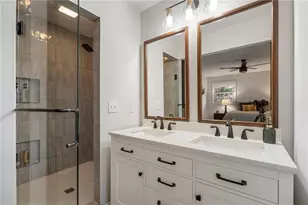 3710 Hickory Cir SE, Smyrna, GA 30080 - Photo 15