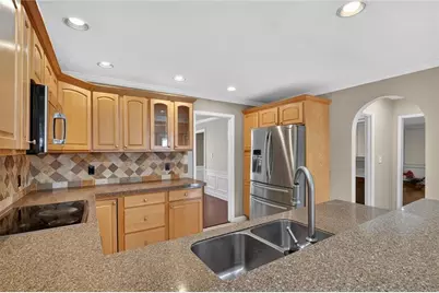 5340 Tally Green Drive, Marietta, GA 30068 - Photo 9