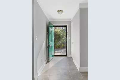 601 Wynnes Ridge Circle SE, Marietta, GA 30067 - Photo 3