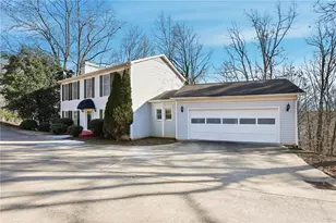 2453 Basin Ct, Gainesville, GA 30506 - Photo 1