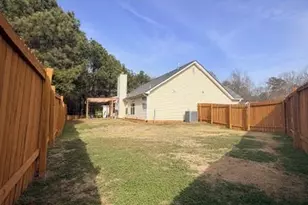 947 Wayne Dr, Snellville, GA 30078 - Photo 21