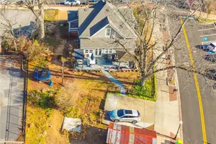 76 Jones St, Norcross, GA 30071 - Photo 9