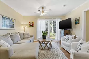 1437 Shadowbrook Dr, Marietta, GA 30062 - Photo 3