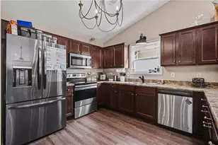 114 Sugar Creek Dr, Cornelia, GA 30531 - Photo 9