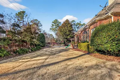 1841 E Gate Cove, Dunwoody, GA 30338 - Photo 49