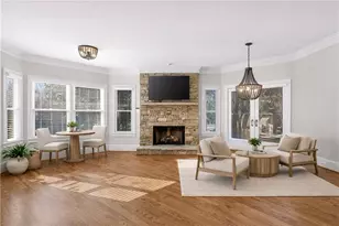 1841 East Gate Cove, Dunwoody, GA 30338 - Photo 9