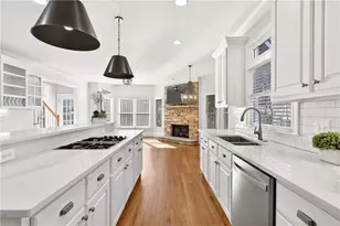 1841 East Gate Cove, Dunwoody, GA 30338 - Photo 25