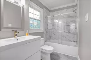 1008 Lindridge Dr NE, Atlanta, GA 30324 - Photo 15