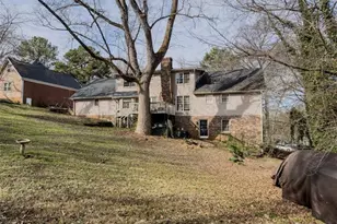 4736 Bridgewater Dr, Lilburn, GA 30047 - Photo 27