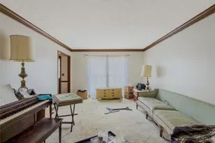 4736 Bridgewater Dr, Lilburn, GA 30047 - Photo 5