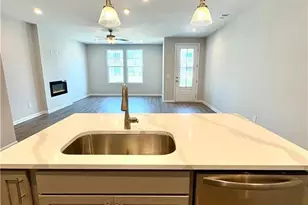 477 Crown Dr, Emerson, GA 30137 - Photo 7