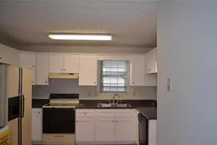 7120 E Village Ct E, Riverdale, GA 30296 - Photo 3
