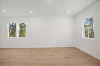 2126 Burroughs Avenue SE, Atlanta, GA 30315 - Photo 5