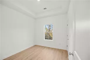 2126 Burroughs Ave SE, Atlanta, GA 30315 - Photo 17